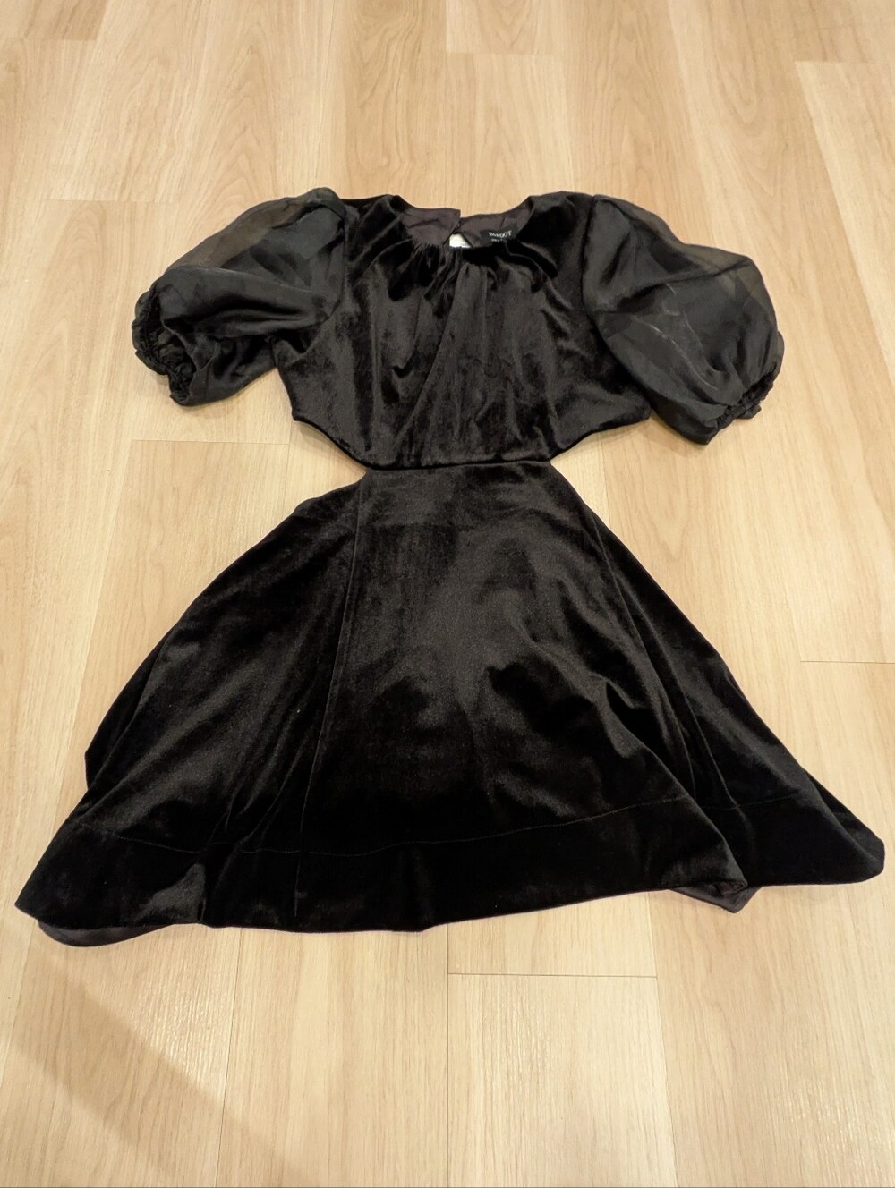 Black Velvet Bardot NWT Blackless Mini Dress Size xL